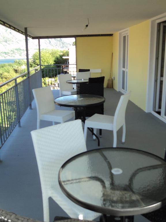 Guest House Pajovic Kotor Buitenkant foto